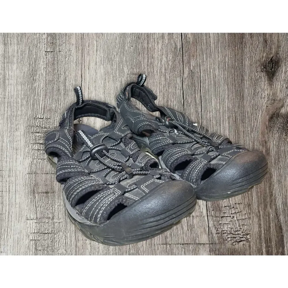 Outland Hiking sandal‎ black size 9